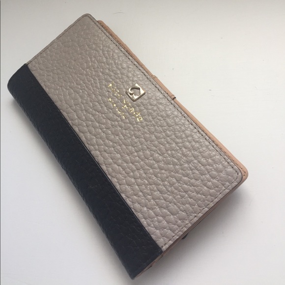 Kate Spade Wallet - Picture 1 of 2
